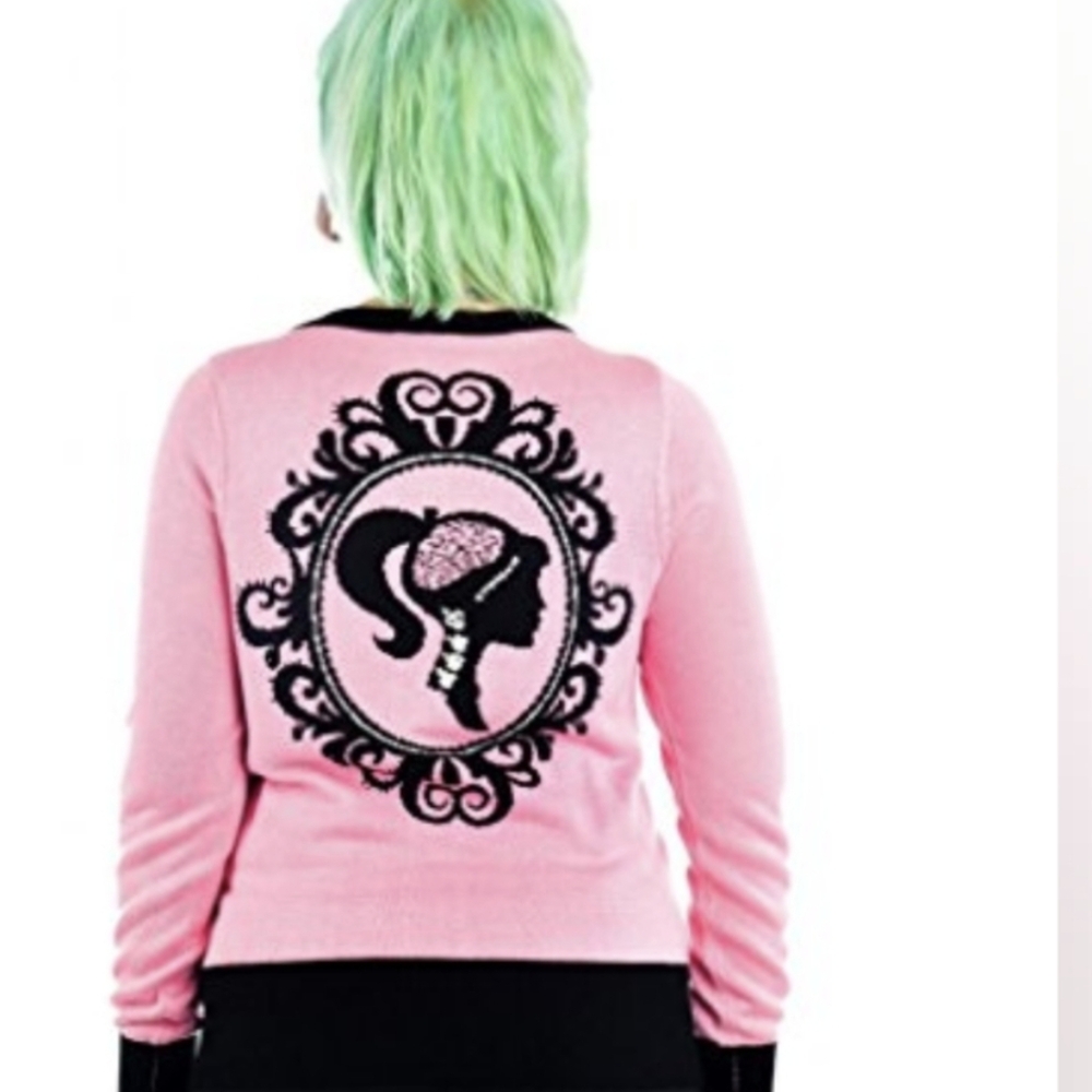 Too Fast Cameo Sweater